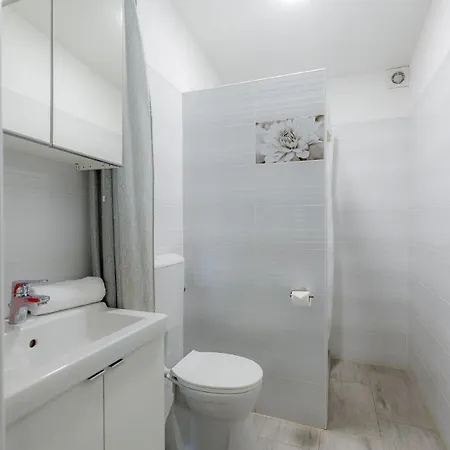 Galerius Pihenohaz By Bltn * Siófok