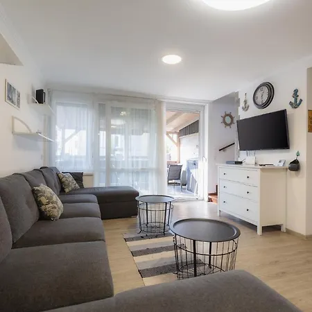 Galerius Pihenohaz By Bltn Apartment *