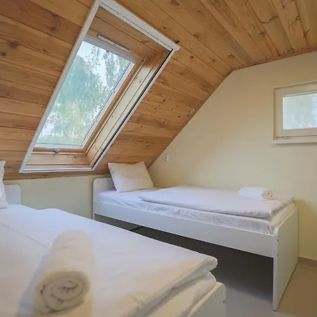 Galerius Pihenohaz By Bltn Siófok